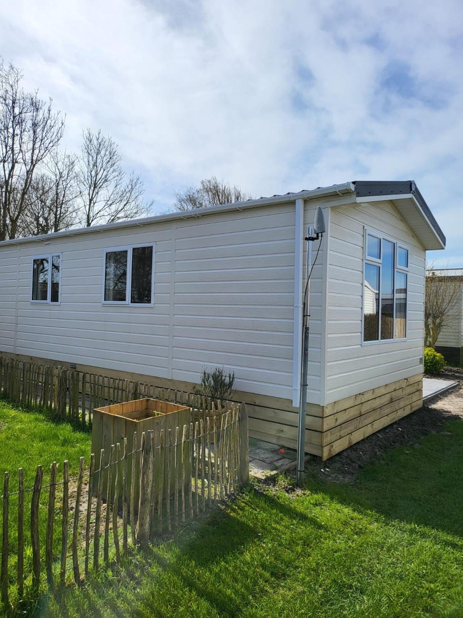 Prachtig Chalet De Wadloper Westerland Bagian luar foto